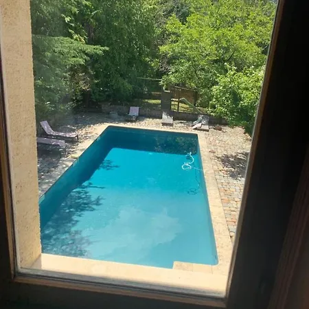 Buisson Et D'hote 3*