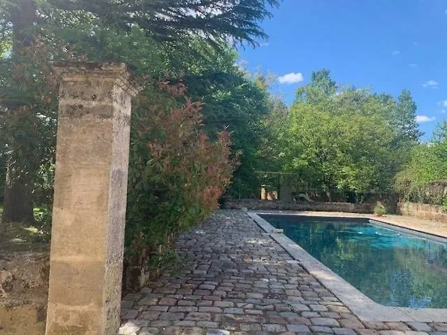 Buisson Et D'hote Bed and Breakfast